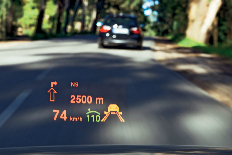 BMW e60 head up display