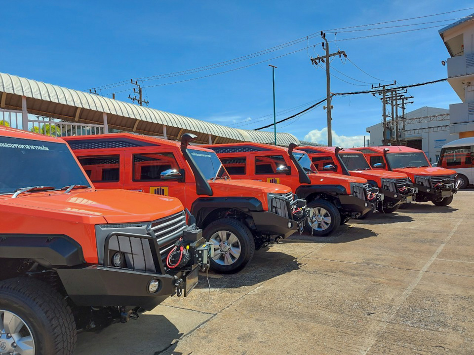 Thai Hummer licensed by Toyota