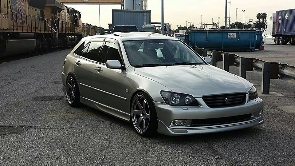 Toyota altezza gita тюнинг
