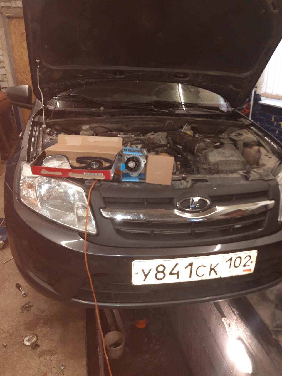 Замена грм гранта + ролики+помпа — DRIVE2