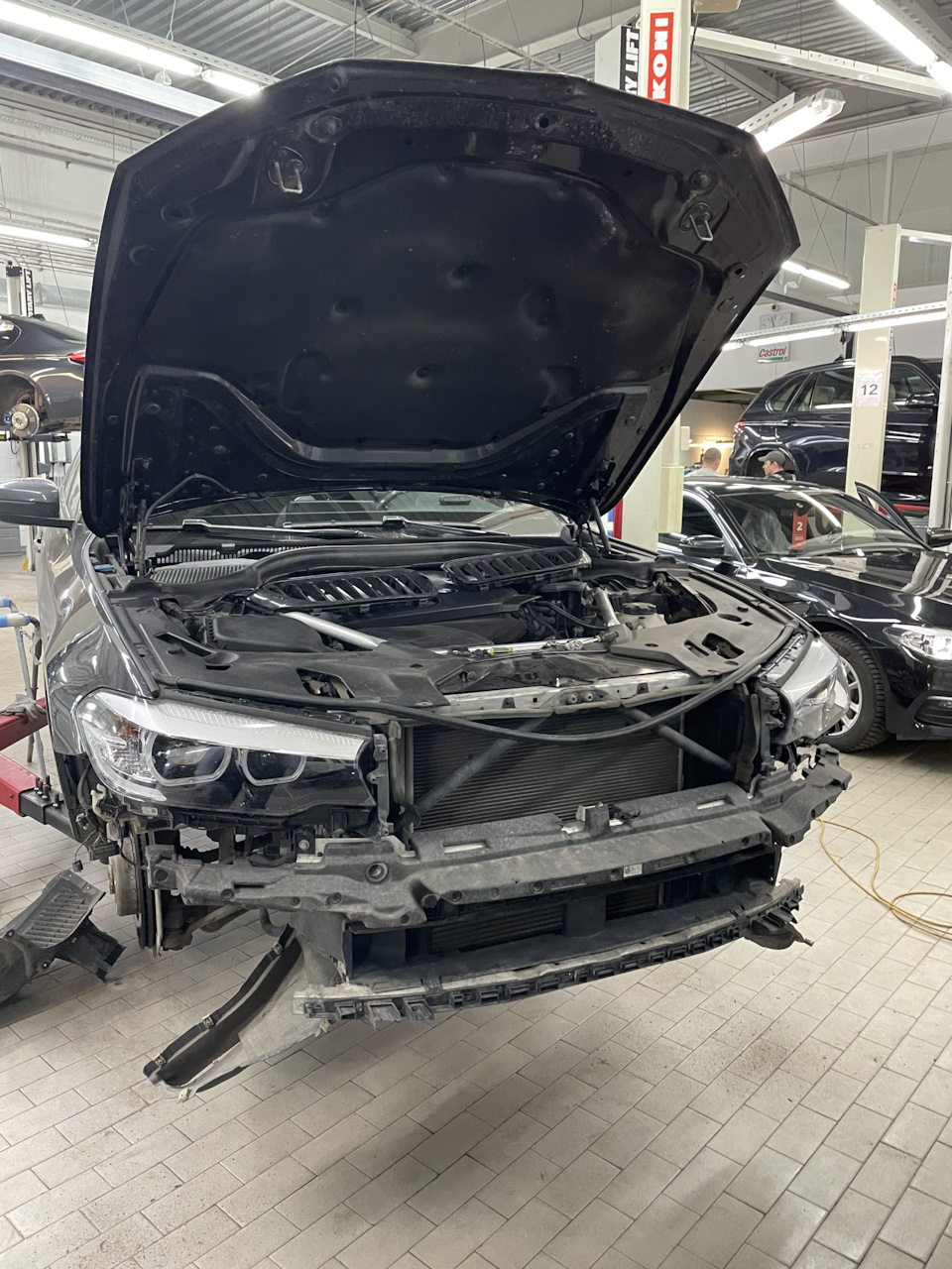 Замена жалюзи. — BMW 5 series (G30), 2 л, 2018 года | визит на сервис ...