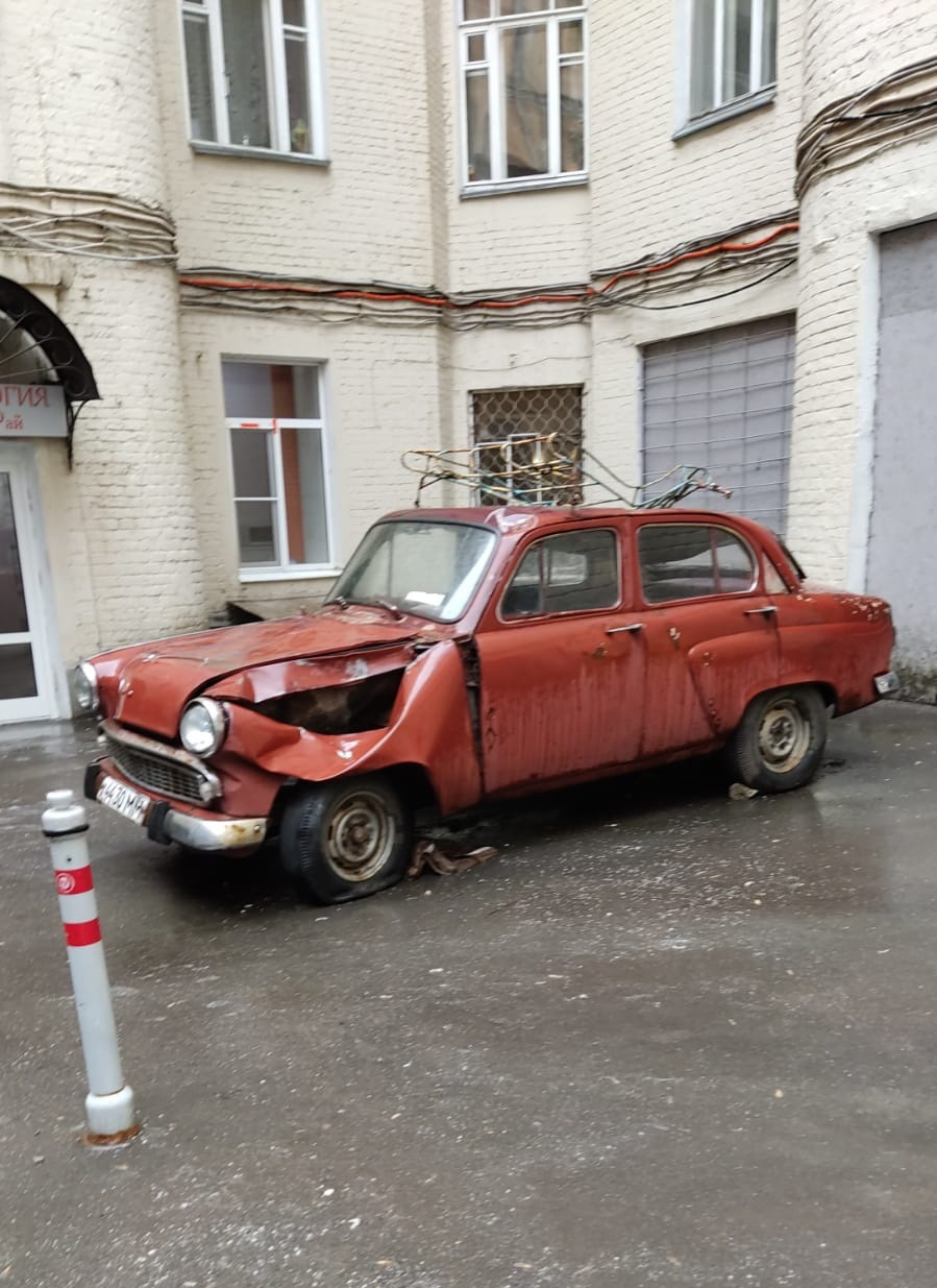 Москвич на Китай-городе — Сообщество «Брошенные Машины» на DRIVE2