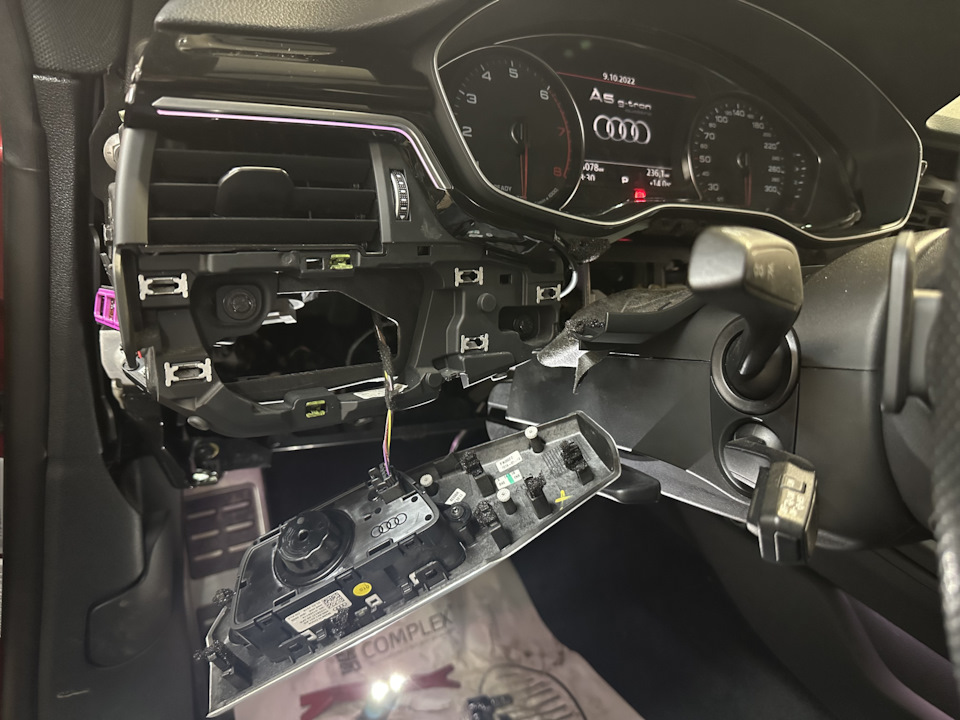 Подсветка торпедо. — Audi A5 Sportback (2G), 2 л, 2018 года ...