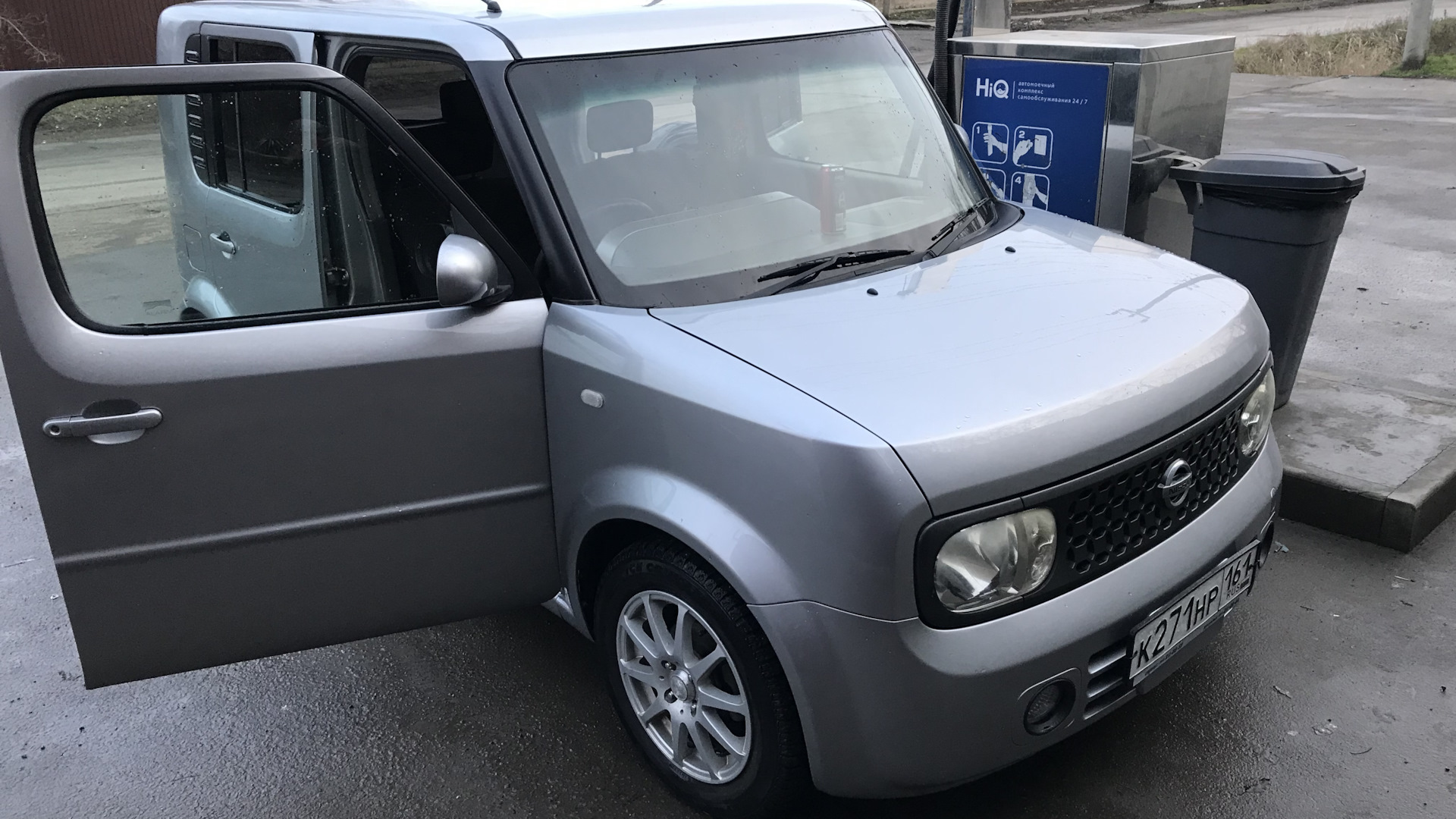 Nissan Cube 4