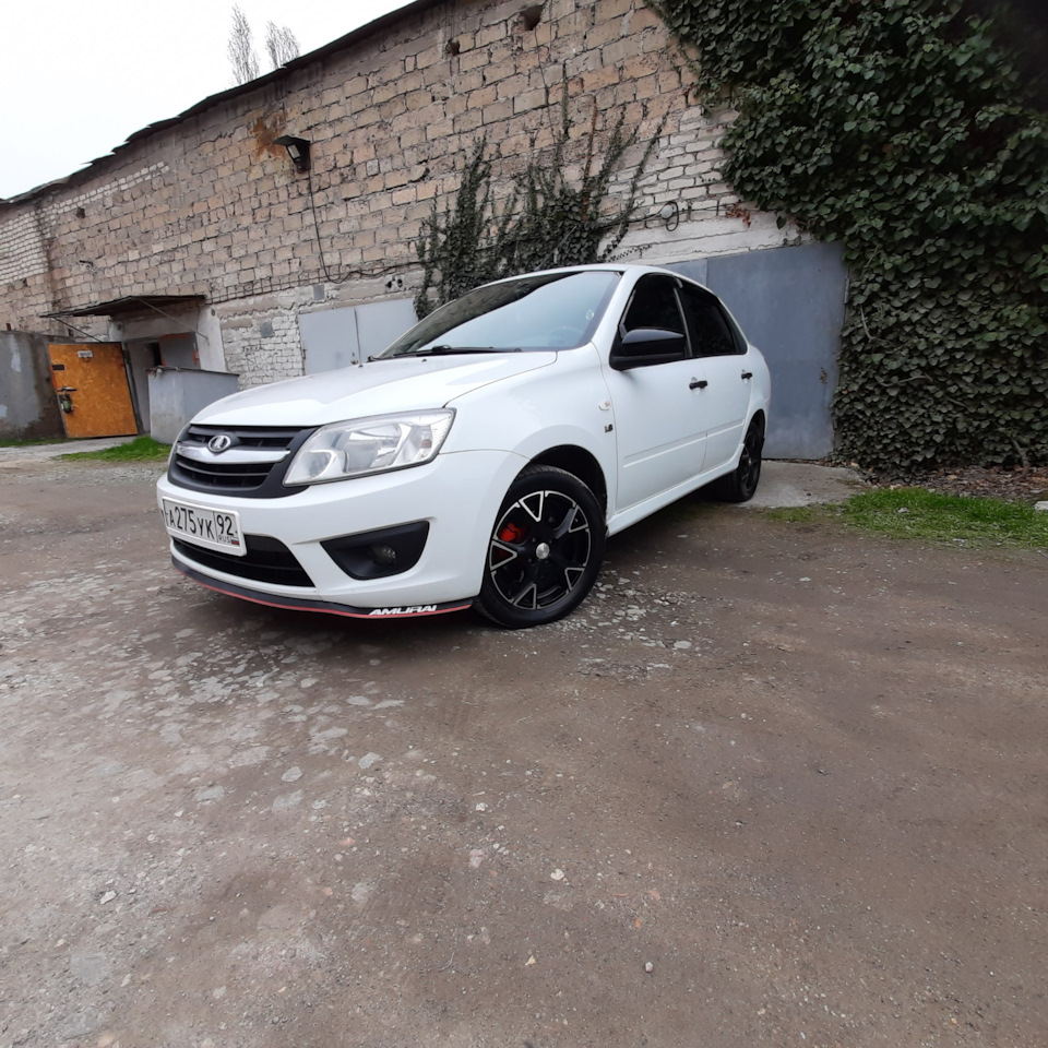 Фото в бортжурнале Lada Гранта (1G)