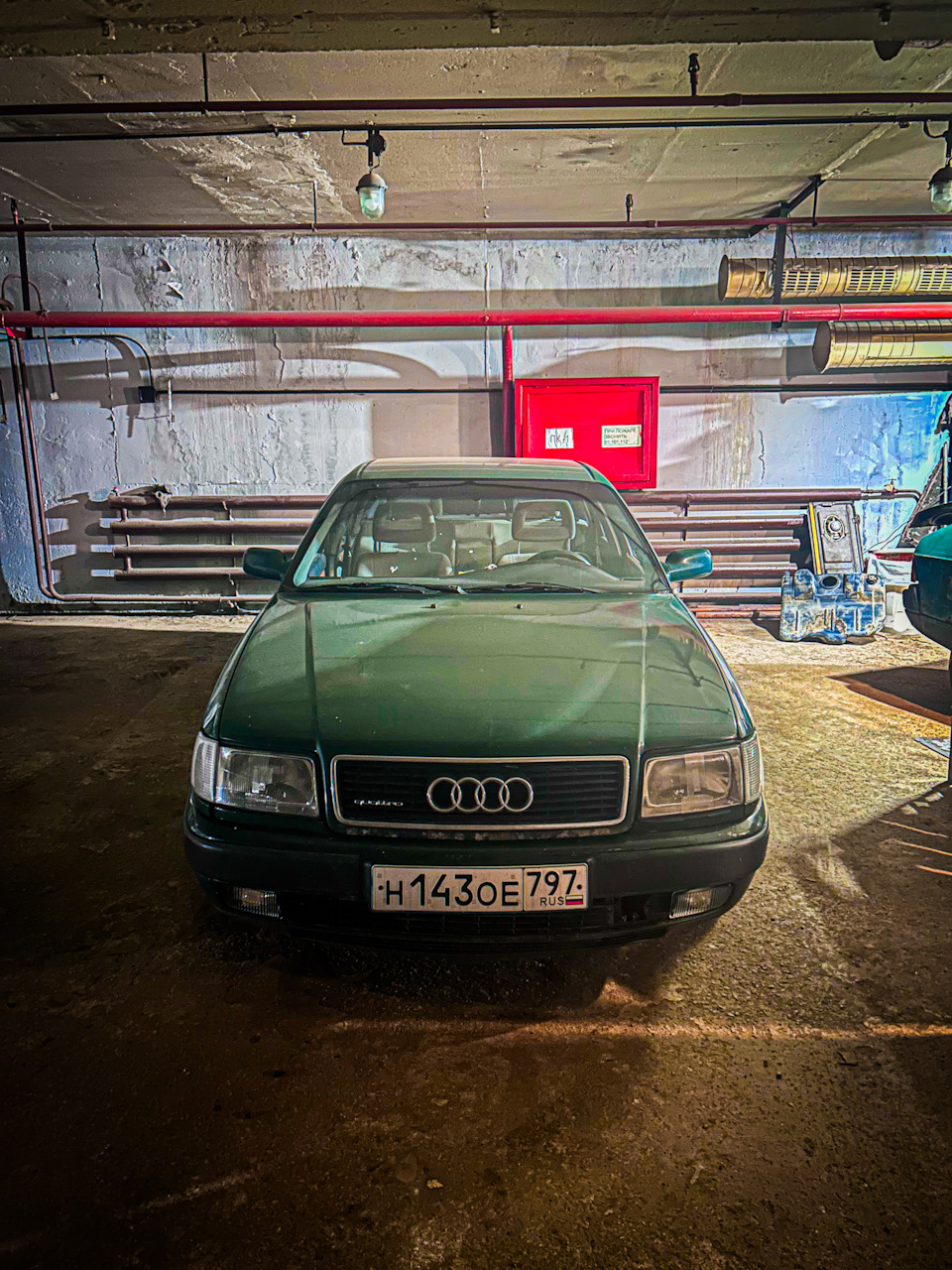 Поза банкира 90х — Audi 100 (C4), 2,8 л, 1994 года | запчасти | DRIVE2