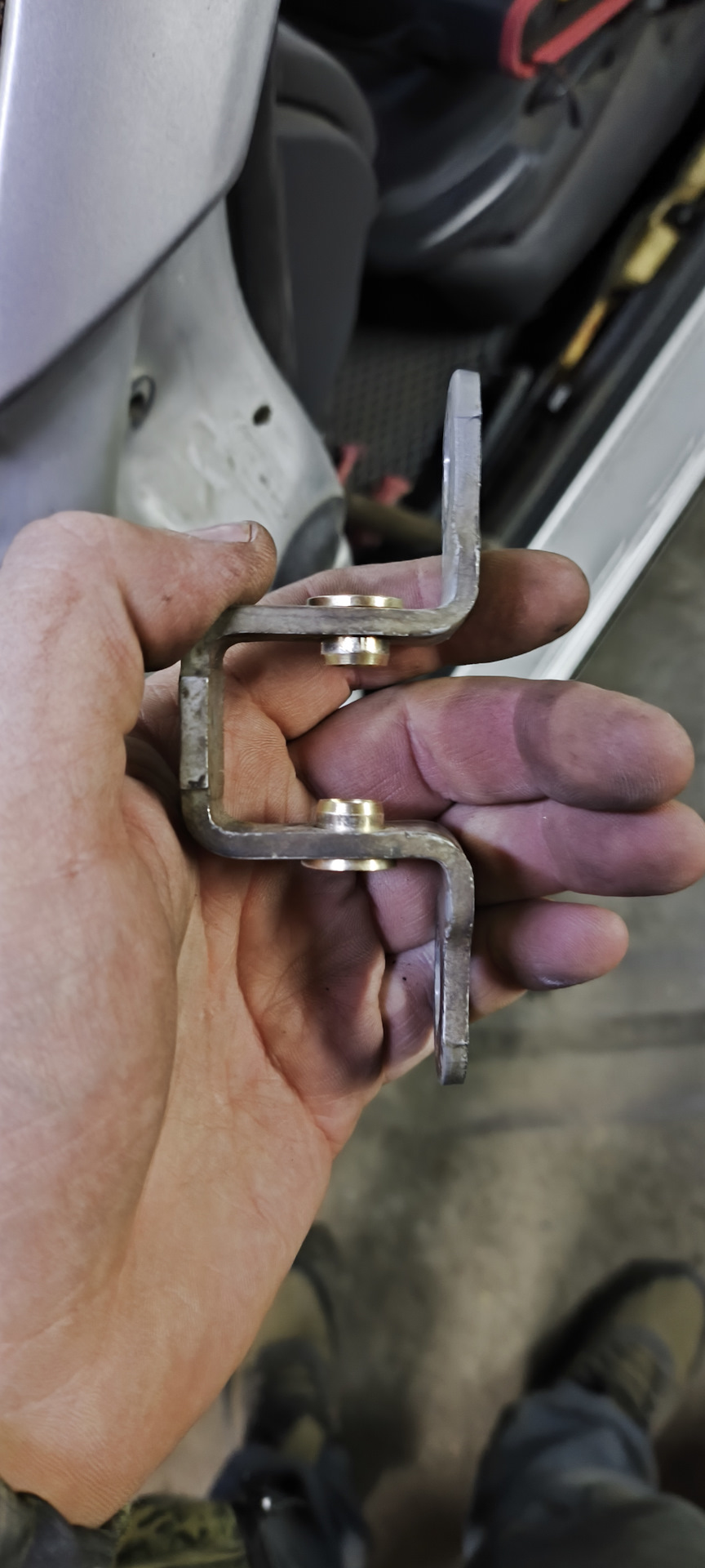 Новые втулки установлены — Renault Megane II