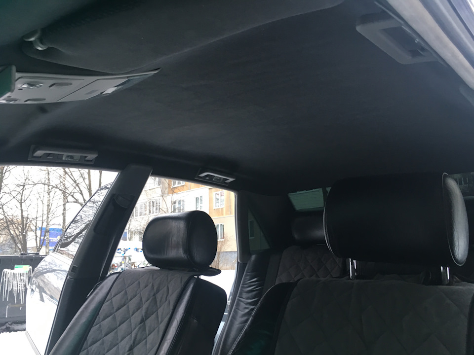 Потолок а6 с5. Черный потолок ауди а6с5. Салон потолок ауди а6с5. Потолок а6 с5. Черный потолок ауди а6 с6 седан.