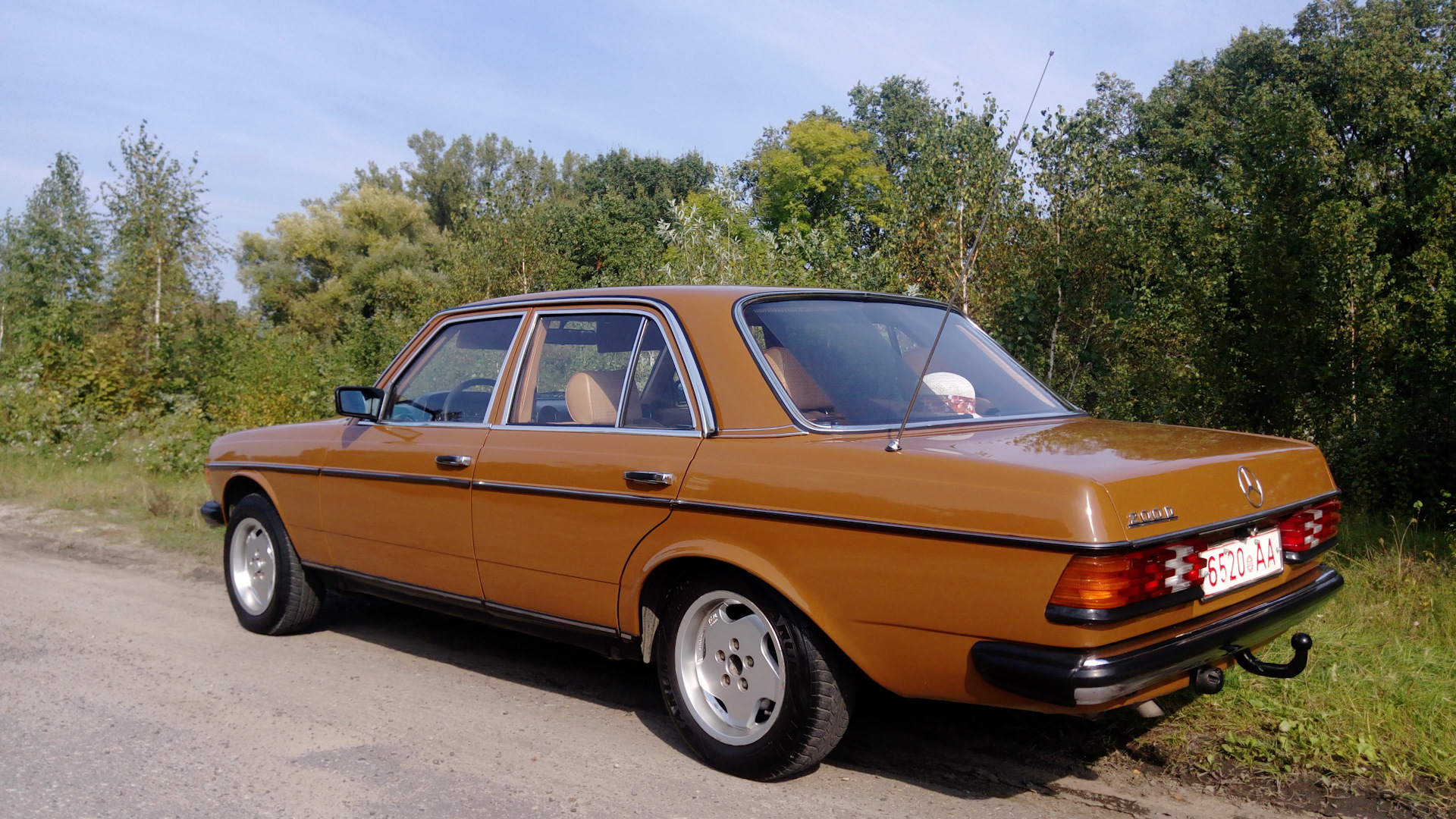 Mercedes-Benz W123 2.0 дизельный 1981 | 2.0 D без права продажи! на DRIVE2