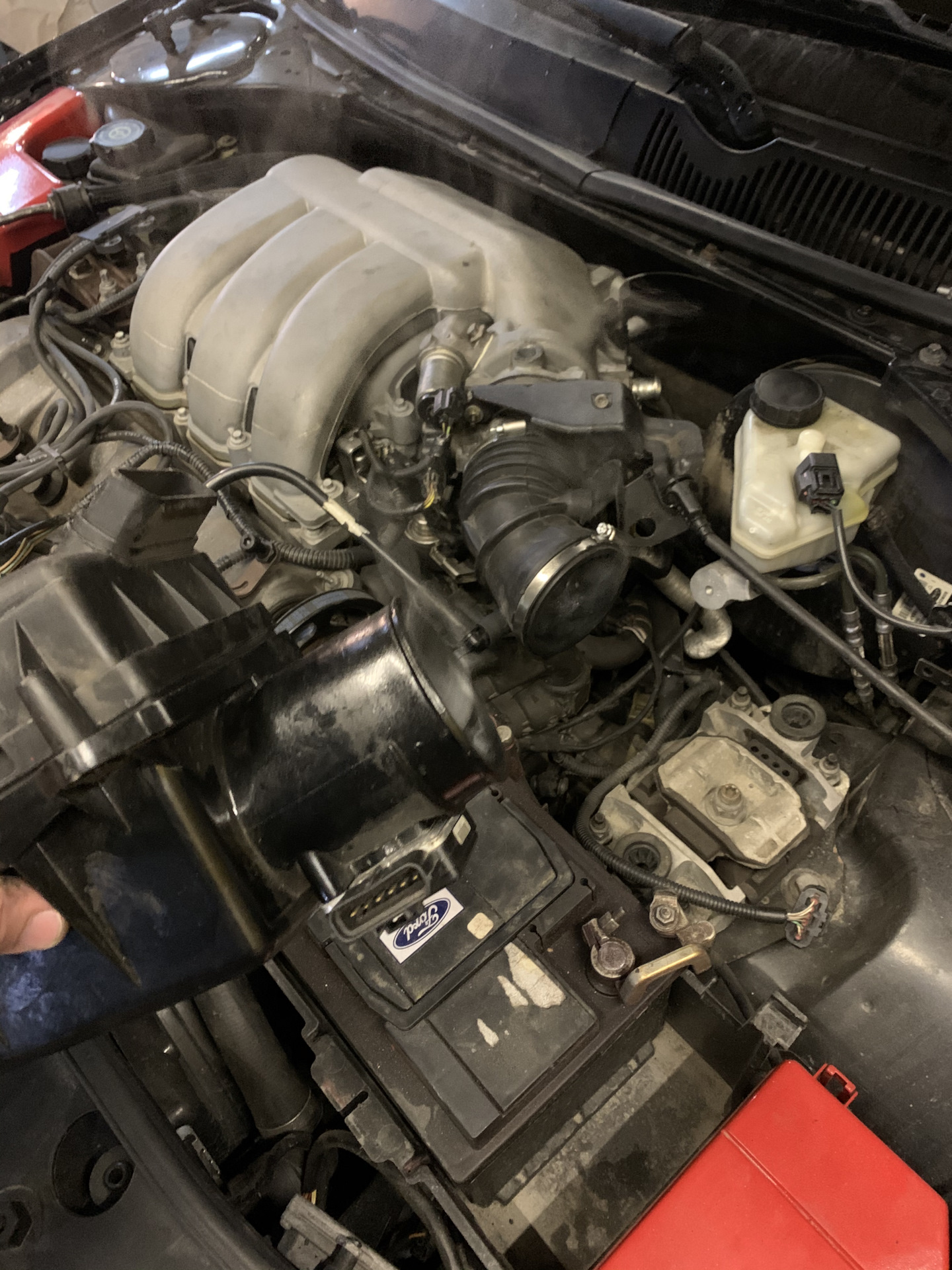 двигатель хватает воздуха