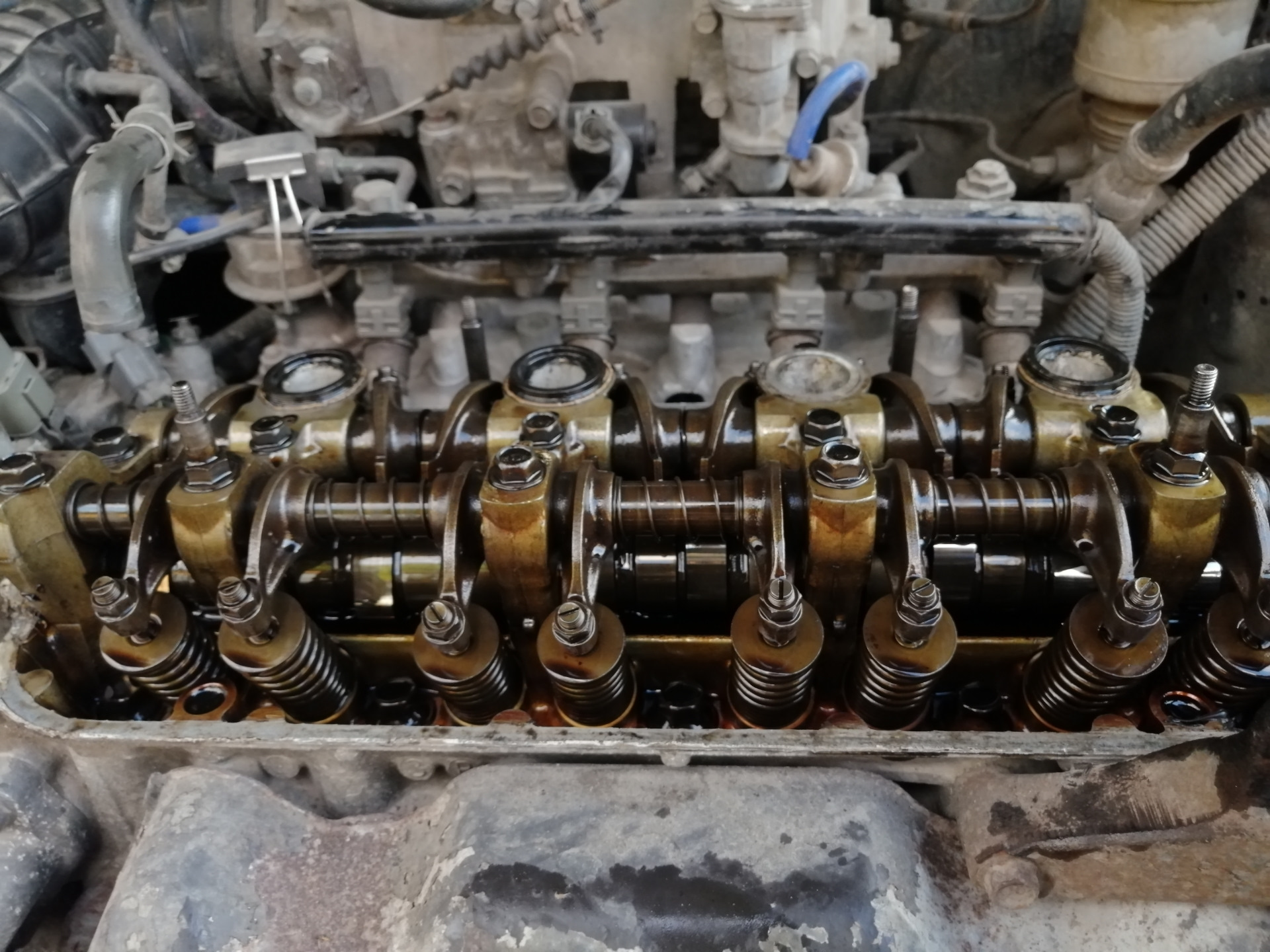 Регулировка теплового зазора клапанов — Honda Accord (5G), 2 л, 1993 ...