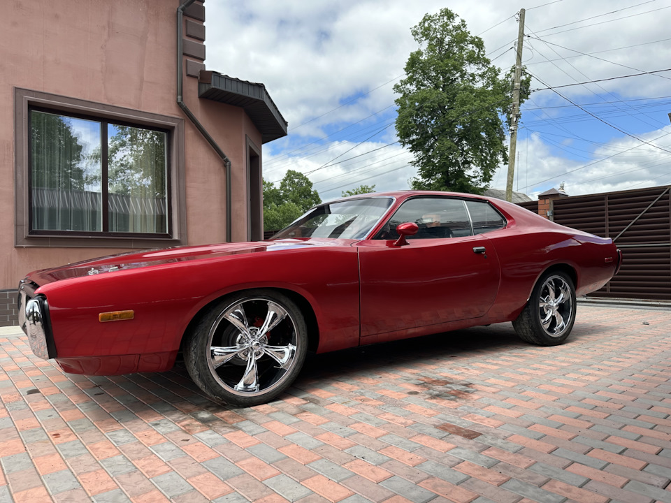 Dodge Charger 3