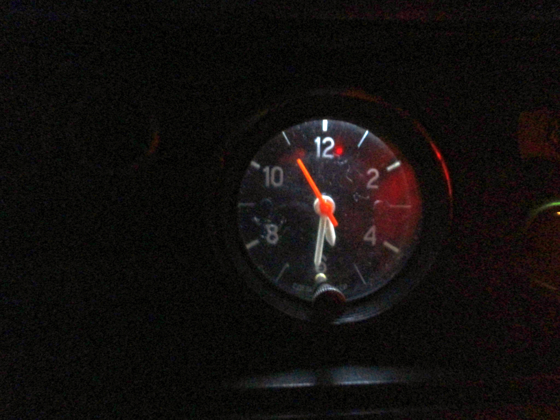 Замена часов, устранение стука сзади, утепление на зиму и прочие мелочи ...