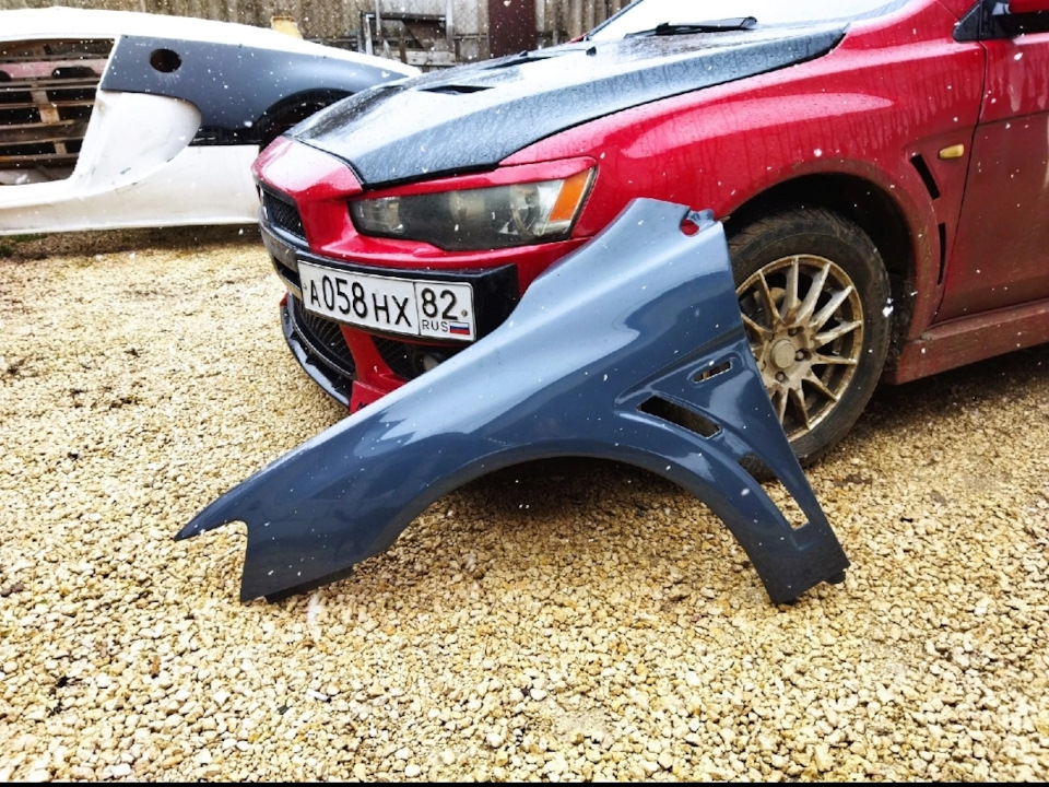 Крылья ЭВО 10 на Mitsubishi Lancer X. | 19 000 ₽ в городе Симферополь ...