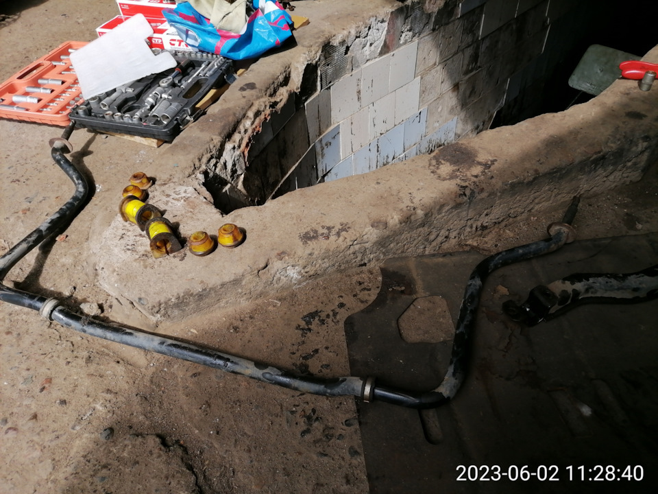 Замена шарового рычага, снова правый — Daewoo Matiz (M100, M150), 0,8 л ...