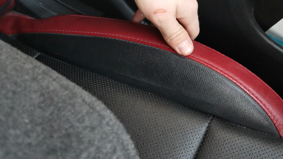 Потрескалась "типо кожа" на водительском сидении. — KIA Rio (4G), 1,6 л ...