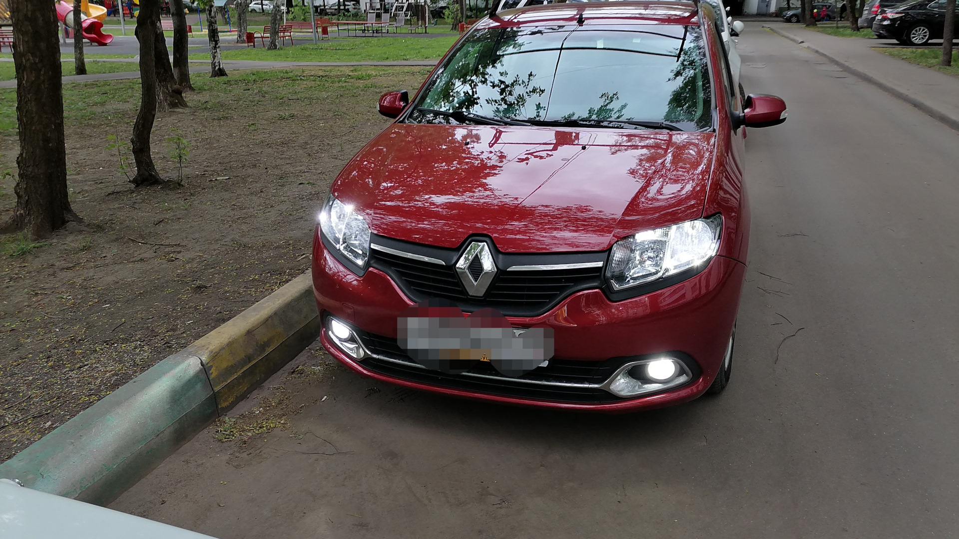 Renault Logan (2G) 1.6 бензиновый 2015 | на DRIVE2