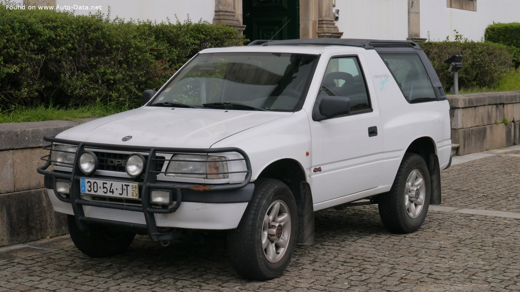 Opel Frontera 1