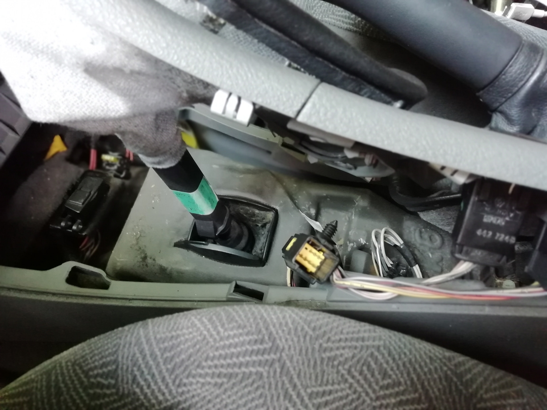 Разъемы рено лагуна 2. Разъемы рено лагуна 2. Купить разъем на рено лагуна 2. Зеленый разъем рено лагуна 2. R265 разъем рено лагуна.