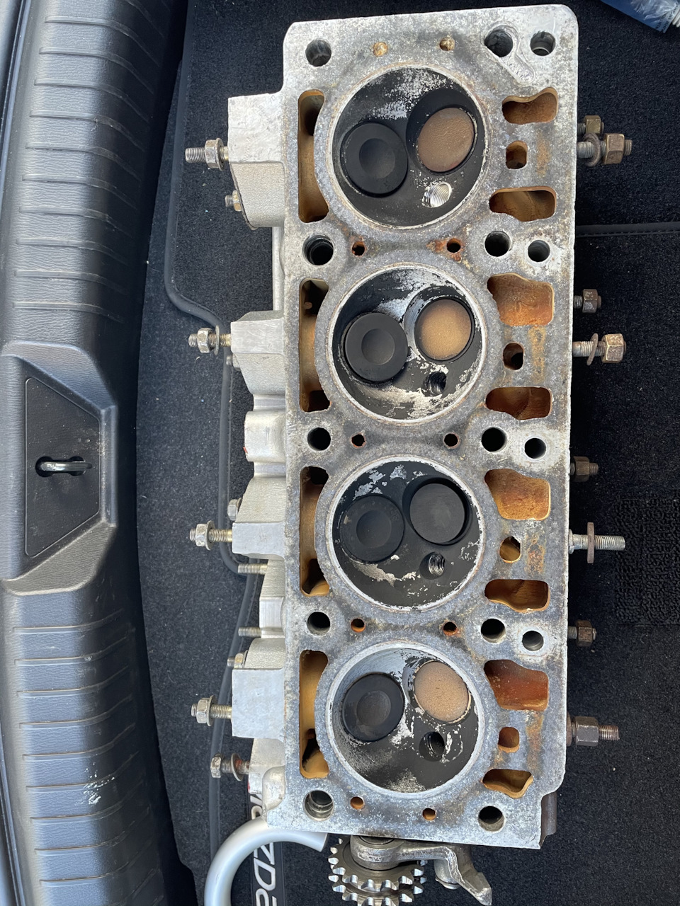 Резьба в свечном колодце — Москвич 2140, 1,5 л, 1982 года | визит на ...