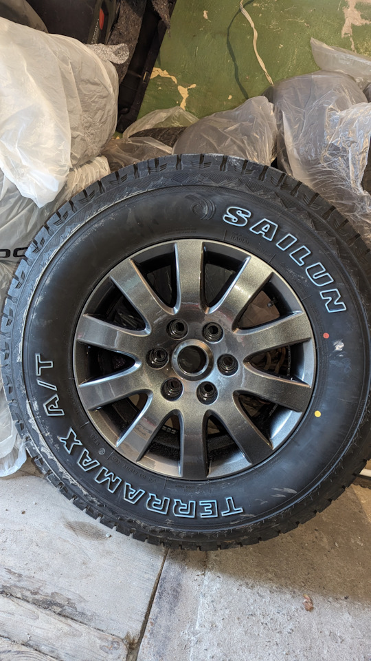 Шины всесезонные Sailun 265/70 R17, литые диски Mi 20 7,5Jx17 ET46 ...