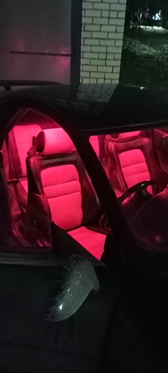 Подсветка в салоне при открытии дверей — Mitsubishi GTO, 3 л, 1990 года ...