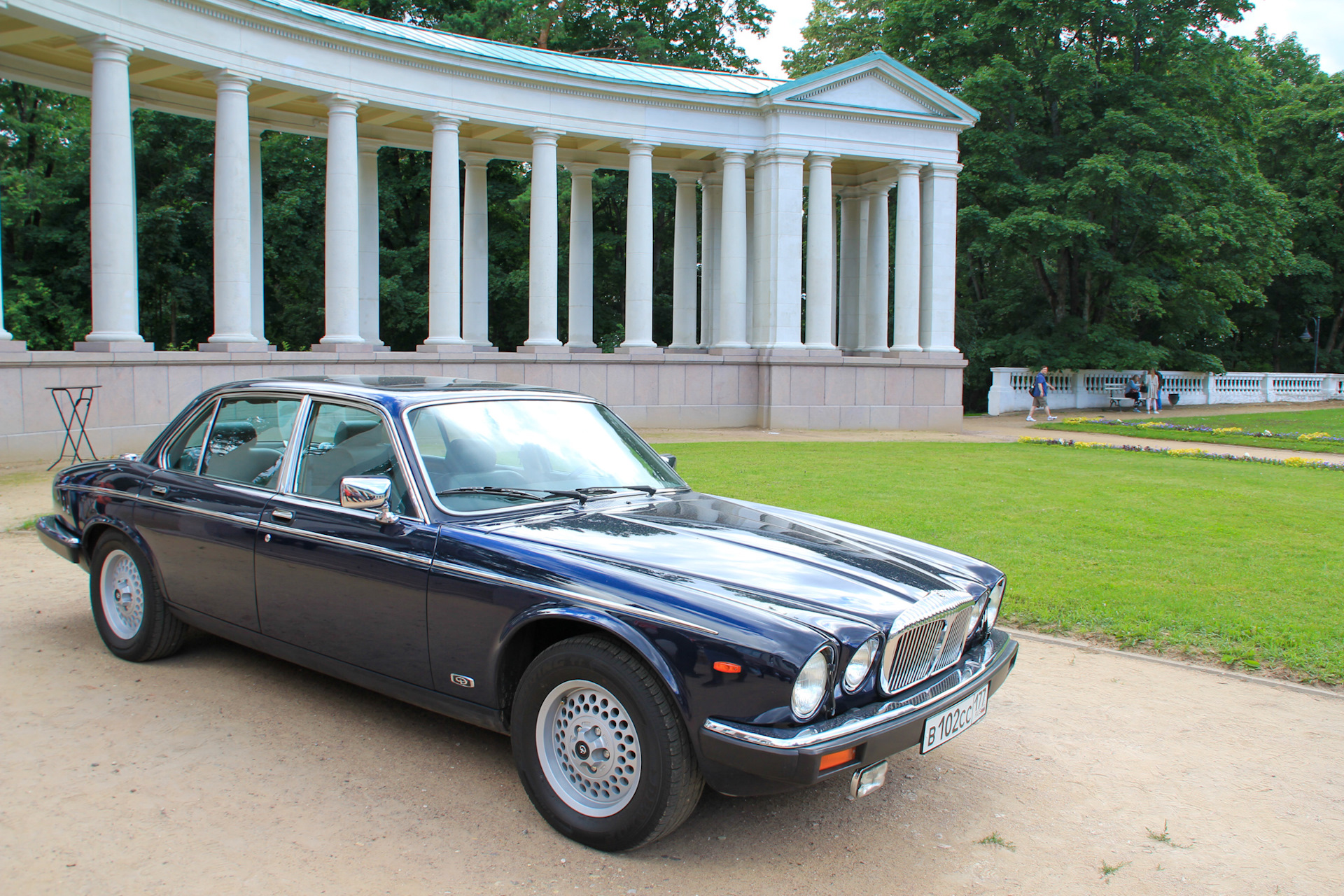 Daimler Double Six Coupe