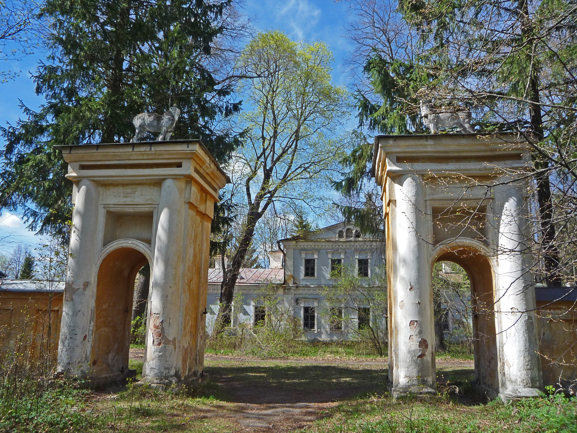 Павлищев бор калужская область