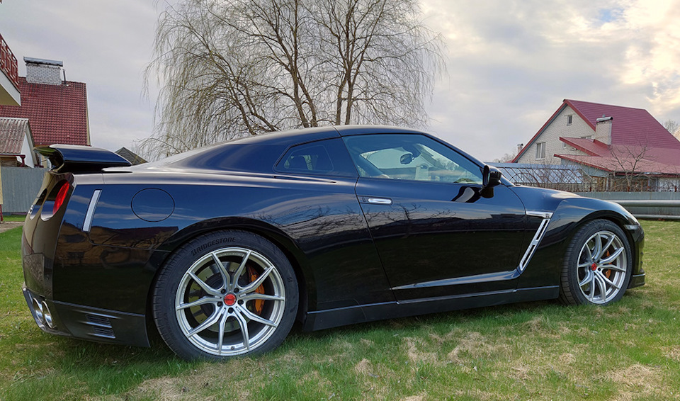 Фото в бортжурнале Nissan GT-R (R35)