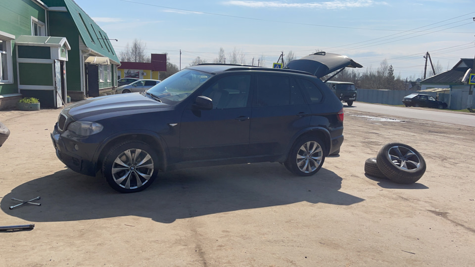 Фото в бортжурнале BMW X5 (E70)