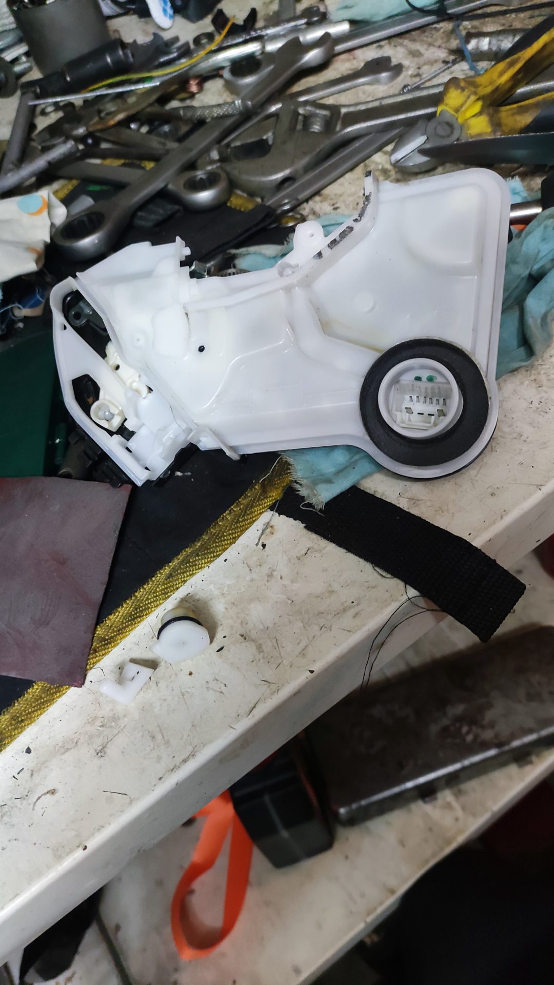 Не открывается дверь с ключа. Accord 10 — DRIVE2