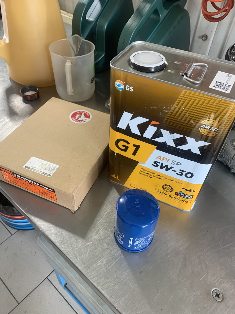 Замена масла в двигателе — Honda Civic Hybrid (2G), 1,3 л., 2008 года