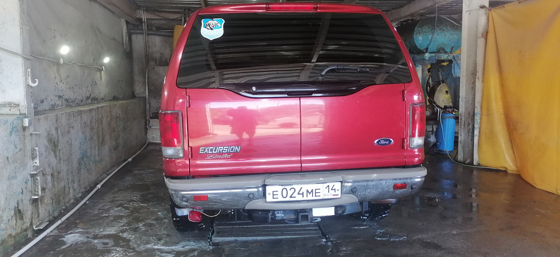 Ищу запчасти — Ford Excursion, 6,8 л, 2001 года | запчасти | DRIVE2