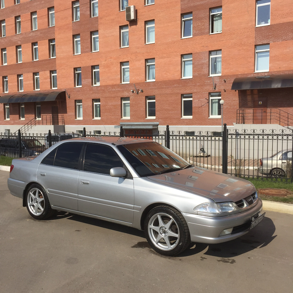 Toyota corona 190 колеса 16 или 17. Тойота корона 88 год сверловка литья. Тойота корона 190 колесные диски r16. Диски на тойоту корону 190. Корона st190 r16 диски.