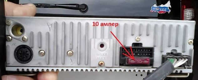 При подключении магнитолы сгорает предохранитель пропадание звука магнитолы(решено) - Renault Logan (1G), 1,6 л, 2011 года автозв