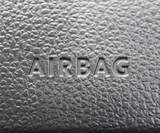 Airbag машина марка фото