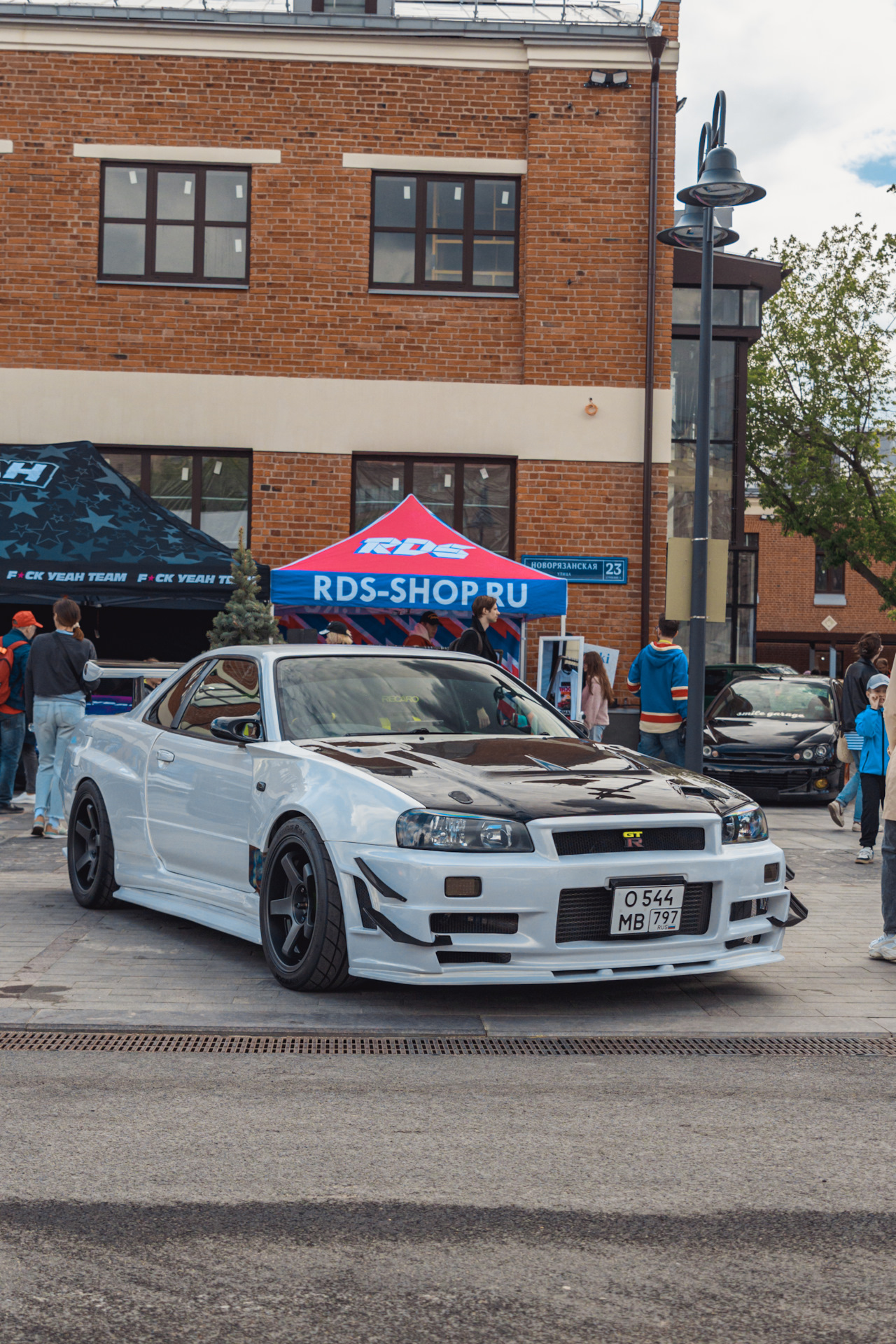 Nissan Skyline GTR r34 Тайлера Моргана