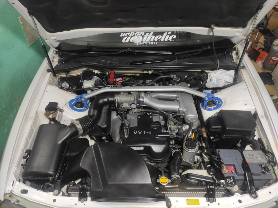 Окончательный вид, на фотографии может быть нет ощущения финального вида, но в живую смотрится очень классно, после такого даже жалко брать машину, не хочется пачкать красоту( — Toyota Chaser (100)