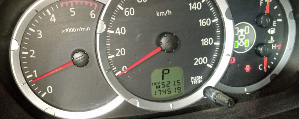 Замена жидкости ГУР — Mitsubishi L200 (4G), 2,5 л, 2010 года | плановое ...