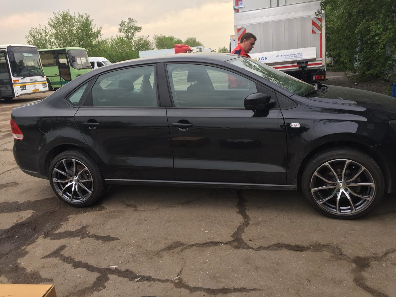 Занижение -50 VW Polo Sedan и +50 к управлению))) — Volkswagen Polo Sedan,  1,6 л, 2013 года | тюнинг | DRIVE2