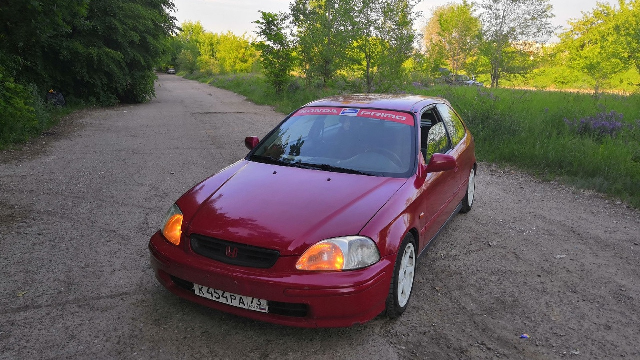 Honda Civic Hatchback (6G) 1.6 бензиновый 1998 | Красная канжуха на DRIVE2