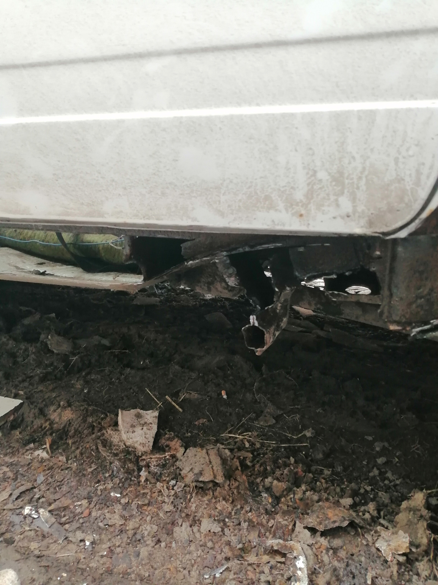 Замена порогов на проф трубу.(Силовые пороги) — Lada 21074, 1,5 л, 2006 ...