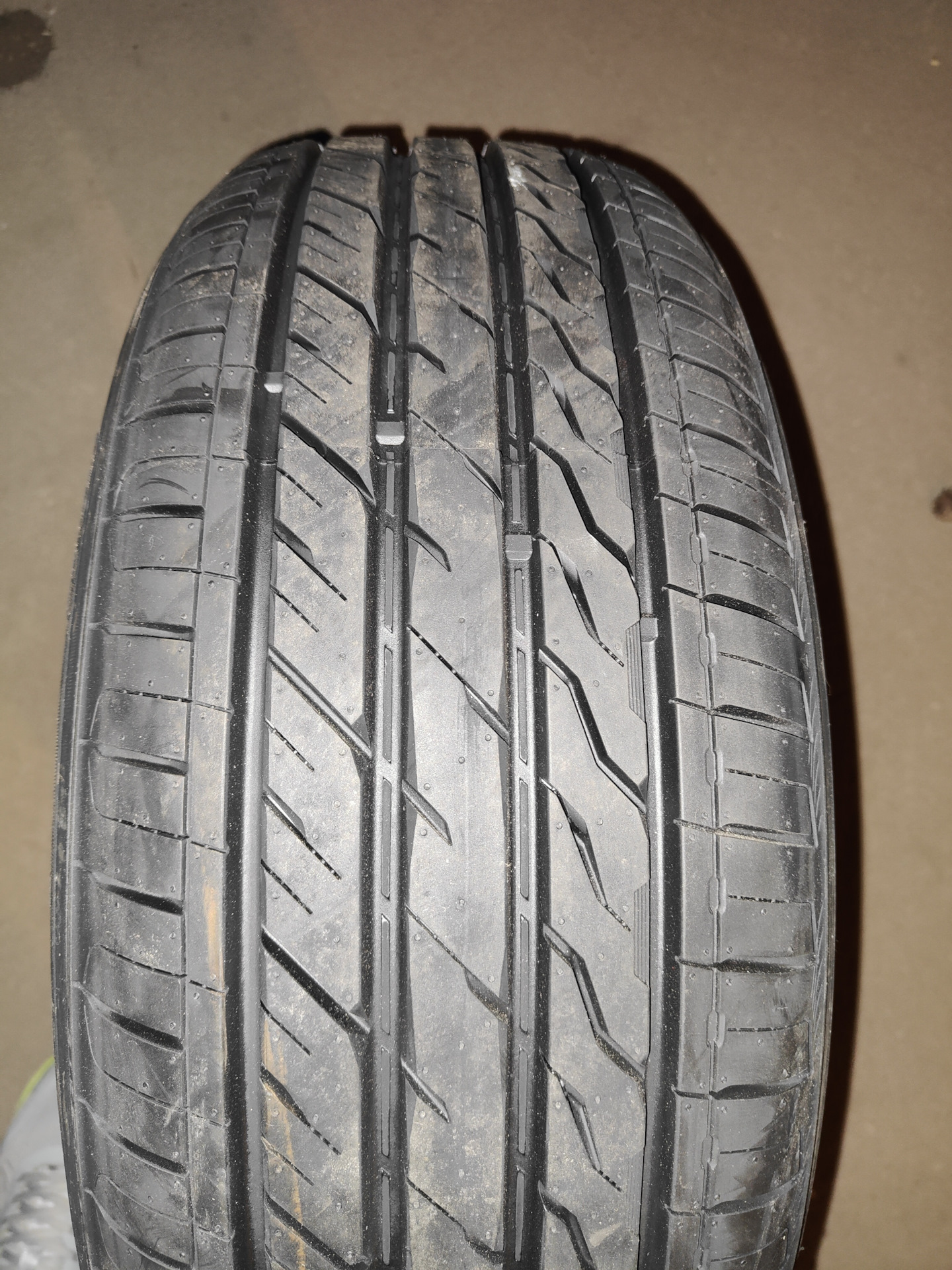 Летняя резина Landsail LS588 UHP — Skoda Yeti, 1,2 л, 2011 года | шины ...