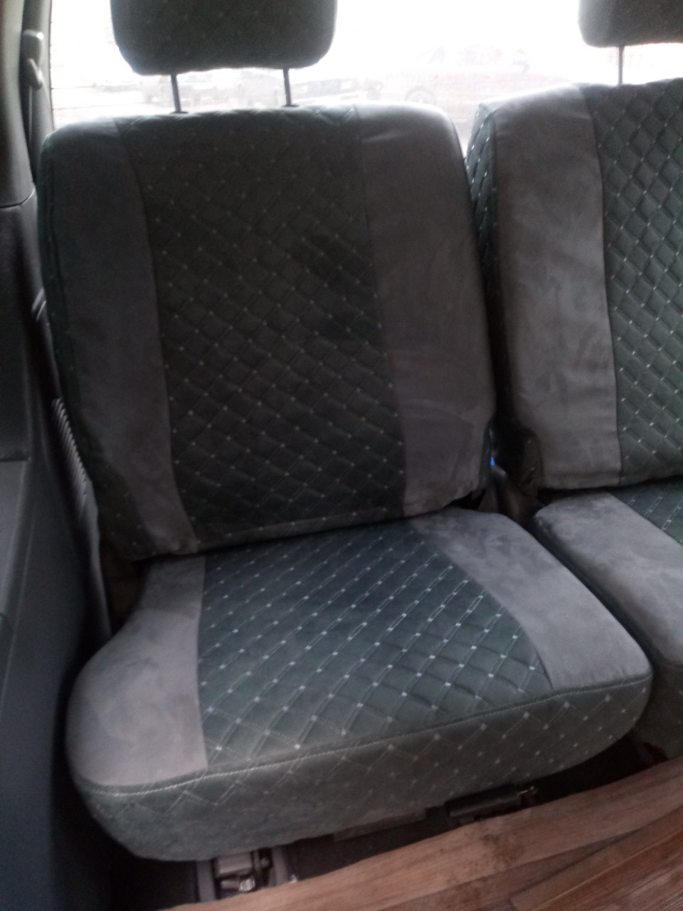 Фото в бортжурнале KIA Carnival (1G)