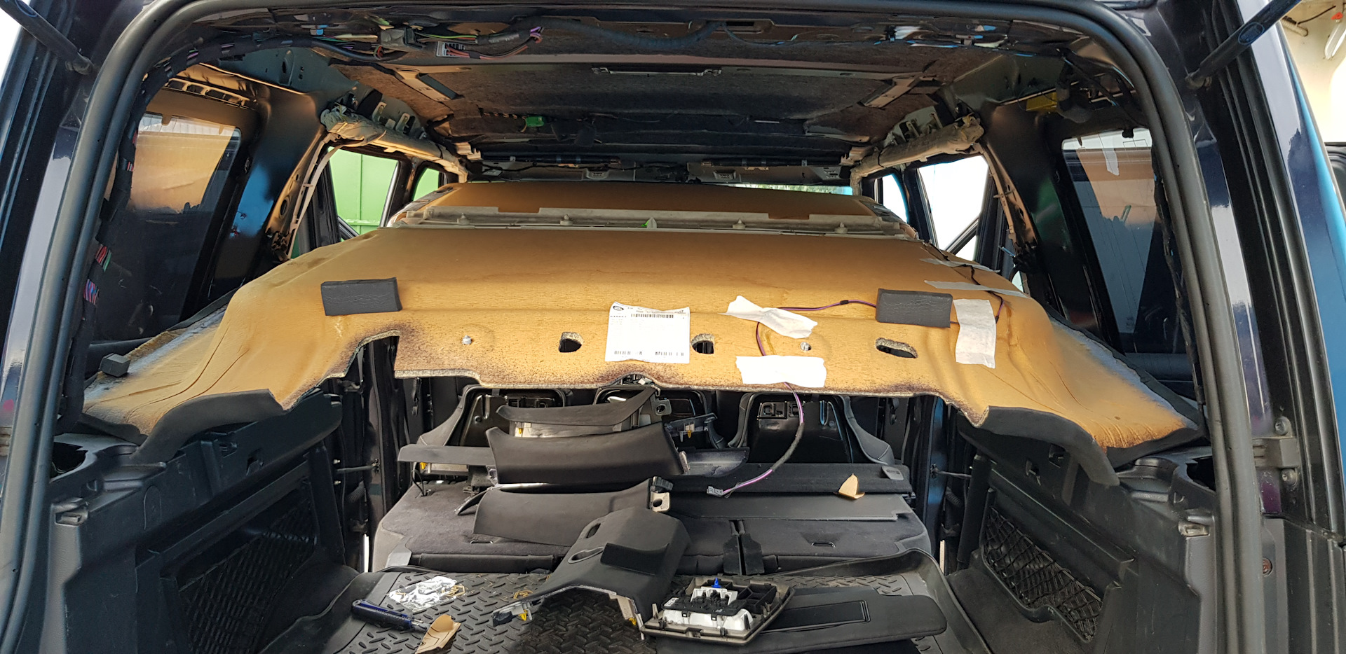 Как снять потолок land rover discovery