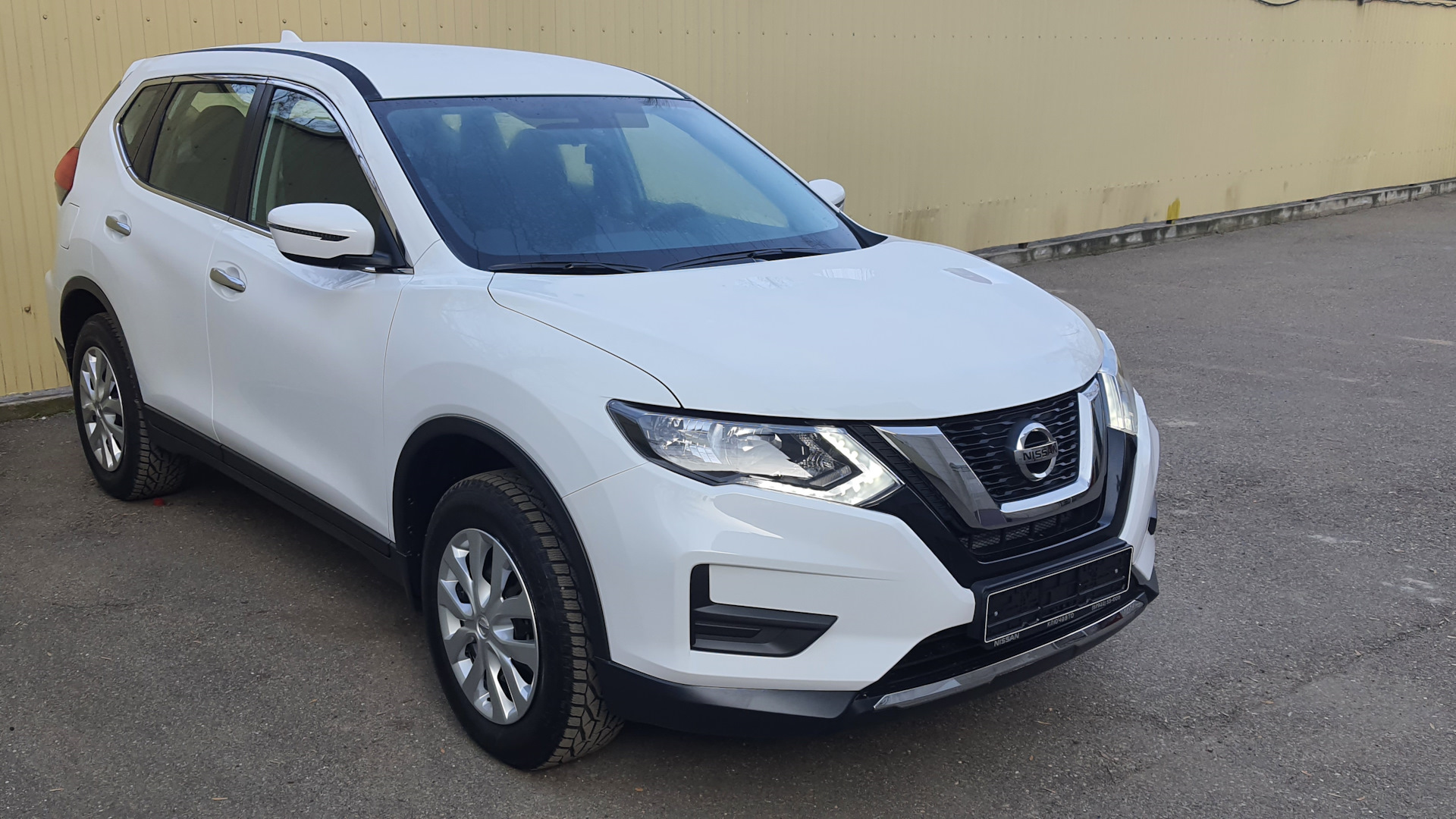 Nissan X-Trail III (t32) 2.0 бензиновый 2022 | MY21 2.0 2WD MT XE на DRIVE2