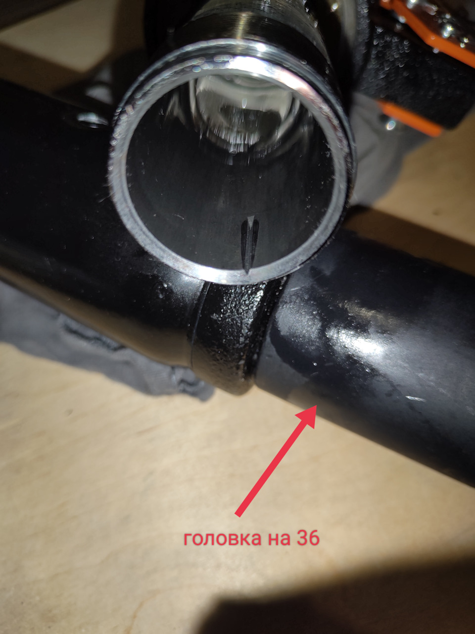 Открутил цилиндр головкой на 36, чтоб посмотреть перепускные клапана. — Volkswagen Polo Sedan