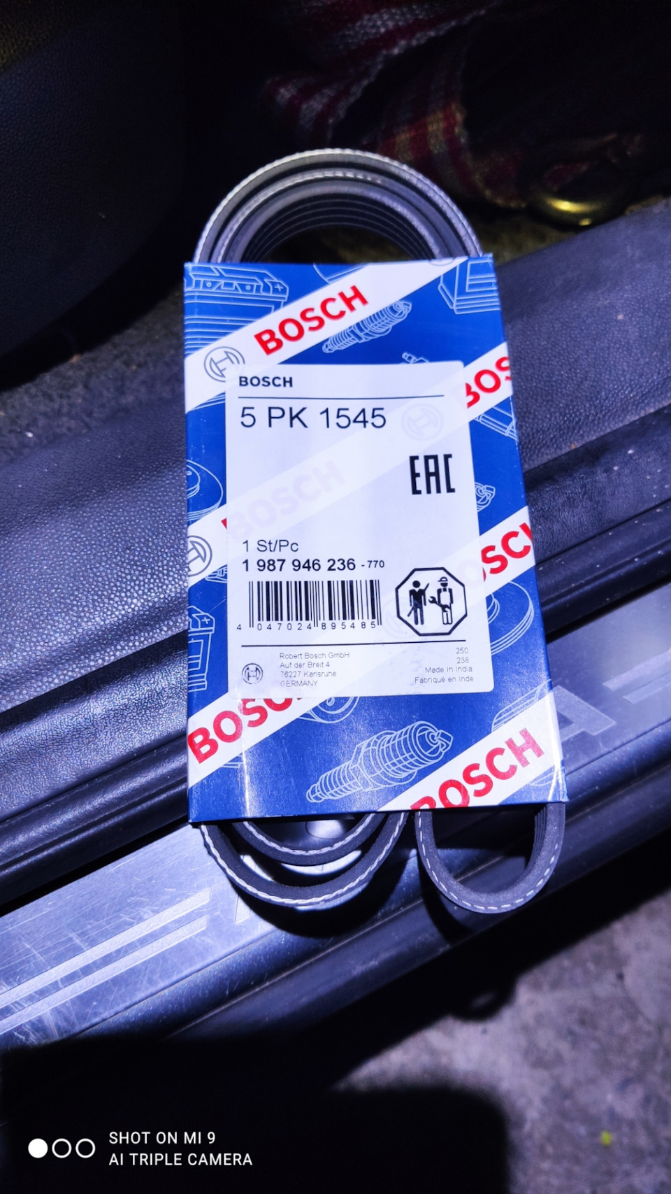 Куплен такой ремень, стоимостью 1400 р., до этого стоял BANDO, прожил чуть больше года — Opel Astra H. Запчасти на фото: 1987946236, B954