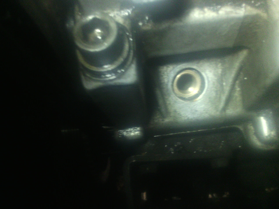 Сорвал резьбу в головке под свечу. — Lada 21093i, 1,5 л., 2001 года ...