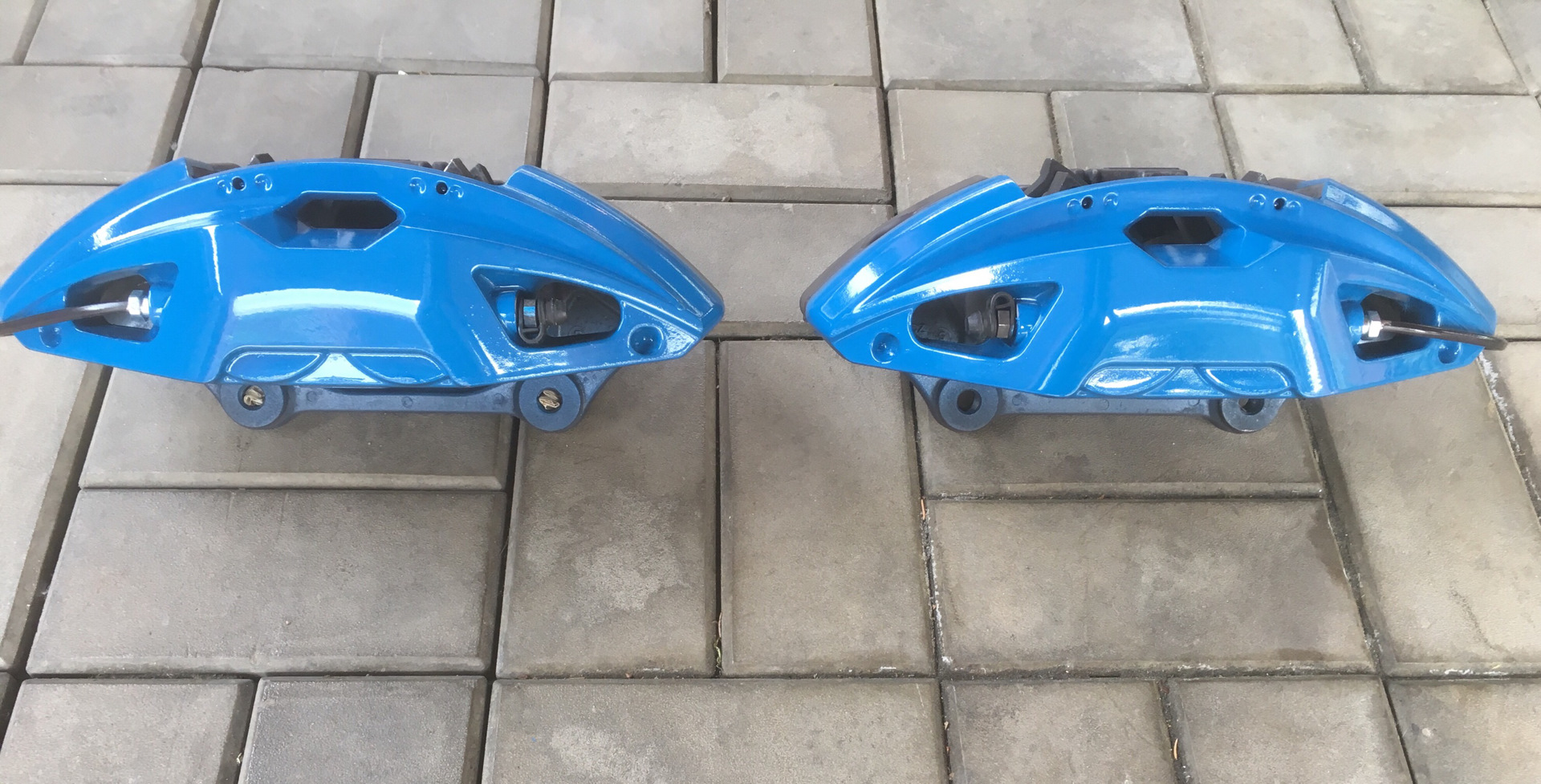 Суппорта bmw g30. Суппорта e63 amg w212. Суппорты g05. Суппорта g500. Тормозная система bmw 3m.